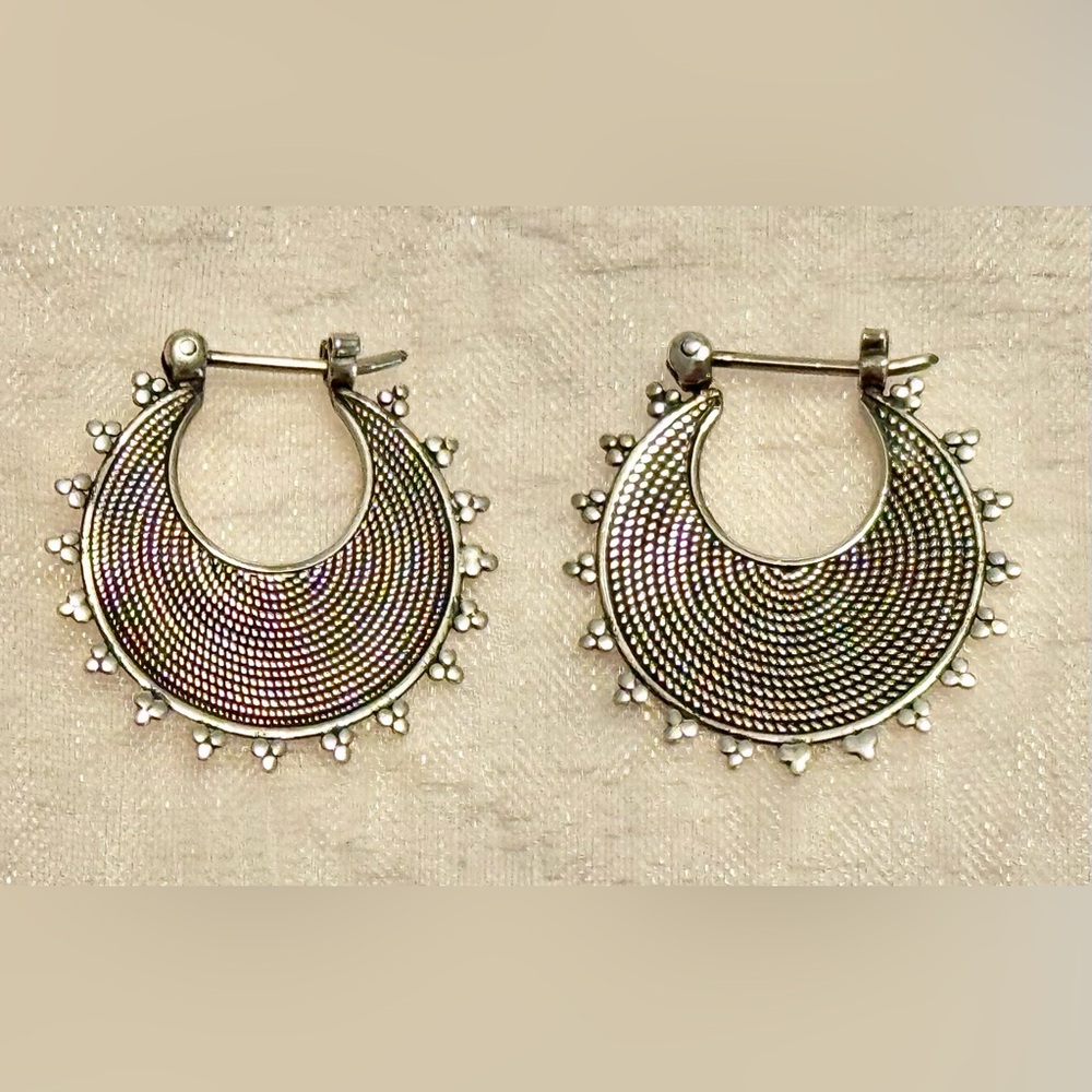 Earrings - sterling silver - circle - edgy - unique. Gently pre-loved -worn once - Picture 3 of 9